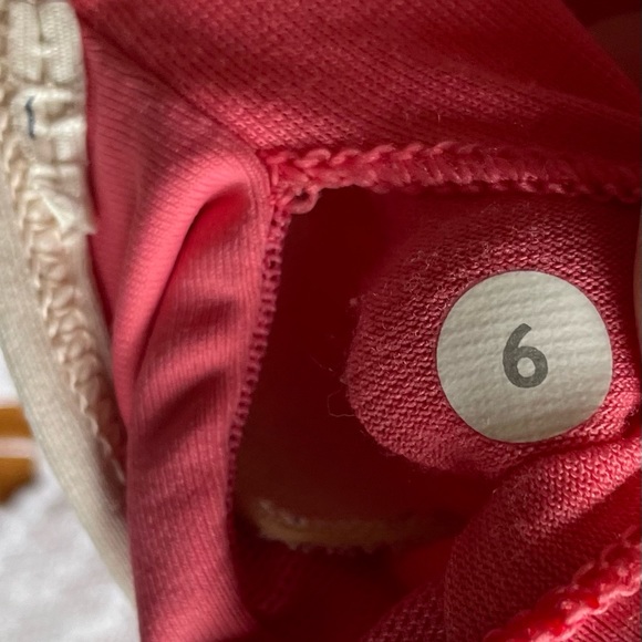 Lululemon Sports Bra - Picture 3 of 3